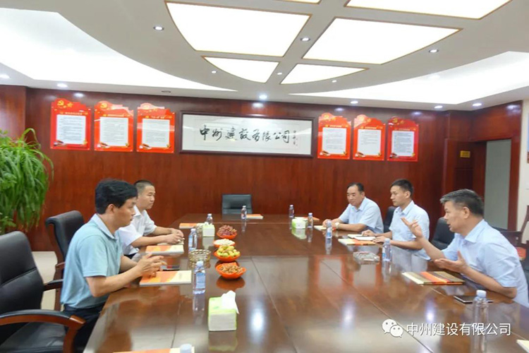 長垣市委常委、常務副市長劉文君到中州建設有限公司調研指導工作