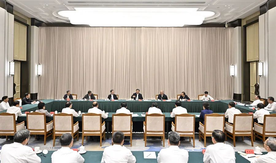 【前沿】儲能|習(xí)近平：加快發(fā)展風(fēng)電、光電等清潔能源，建設(shè)風(fēng)光火核儲一體化能源基地